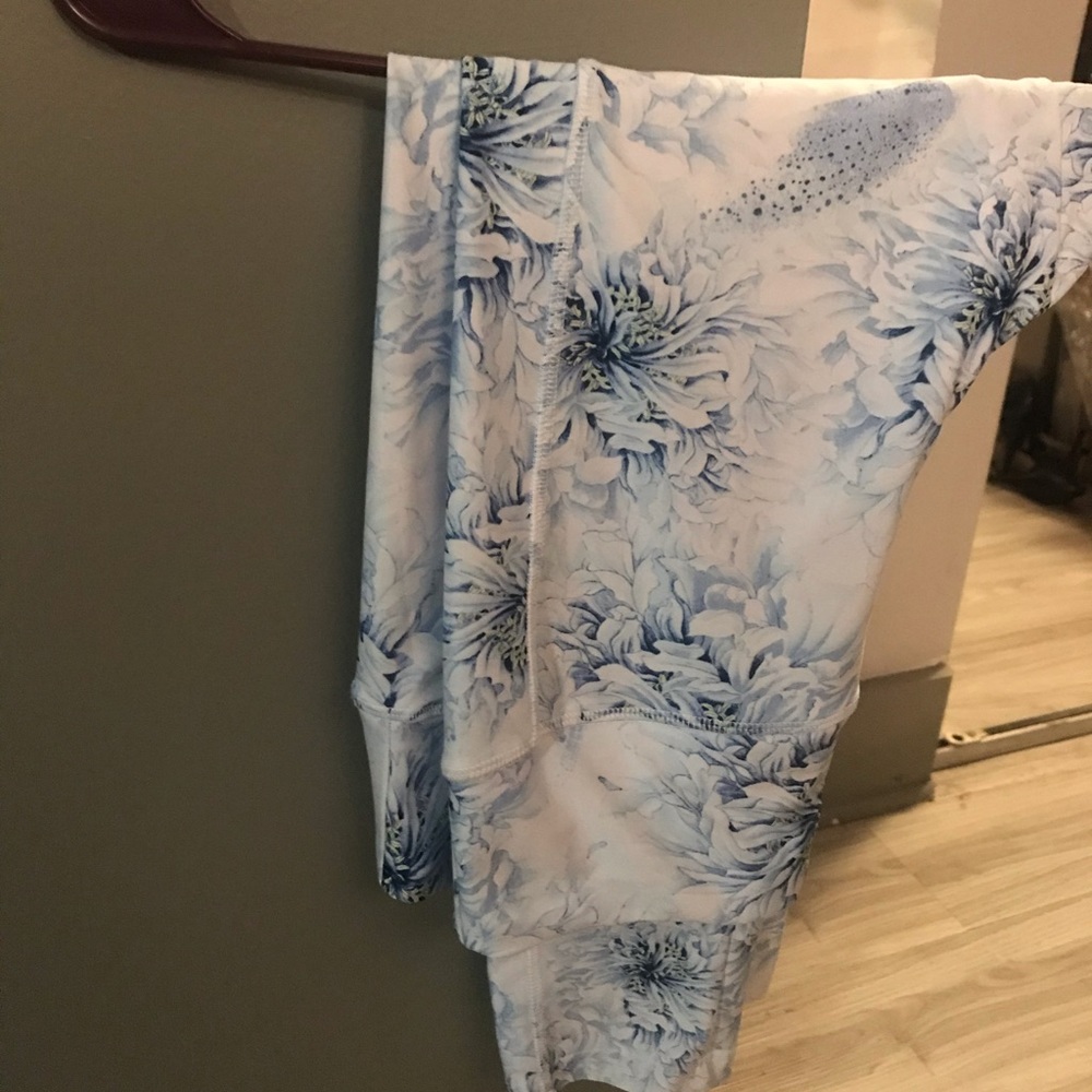 Workout pants